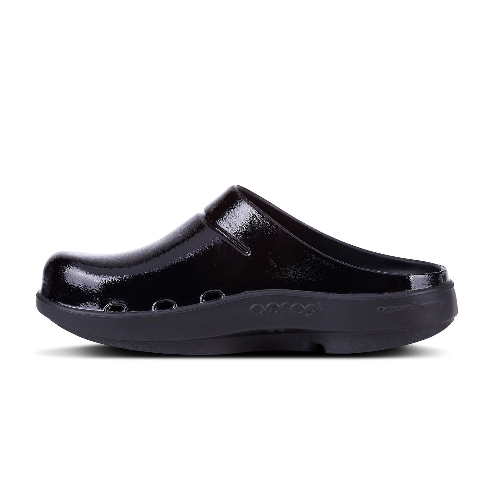 OOFOS Unisex OOcloog Clogs - Free Shipping